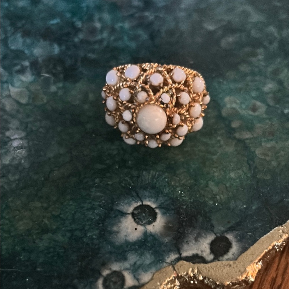 VINTAGE CROWN TRIFARI DOME RING - Picture 10 of 12
